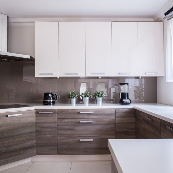 Melamine wooden base white wall cabinets