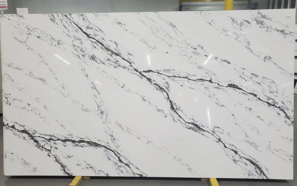 Calacatta Splendid slabs